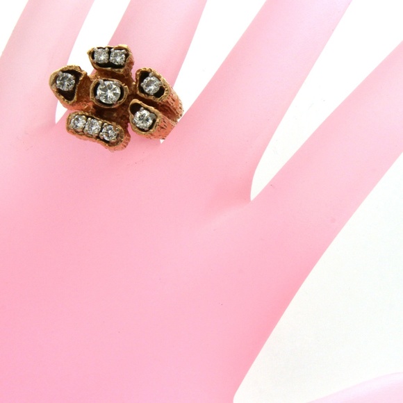 14k Yellow Gold White Diamonds Cobblestone Ring - Picture 5 of 5